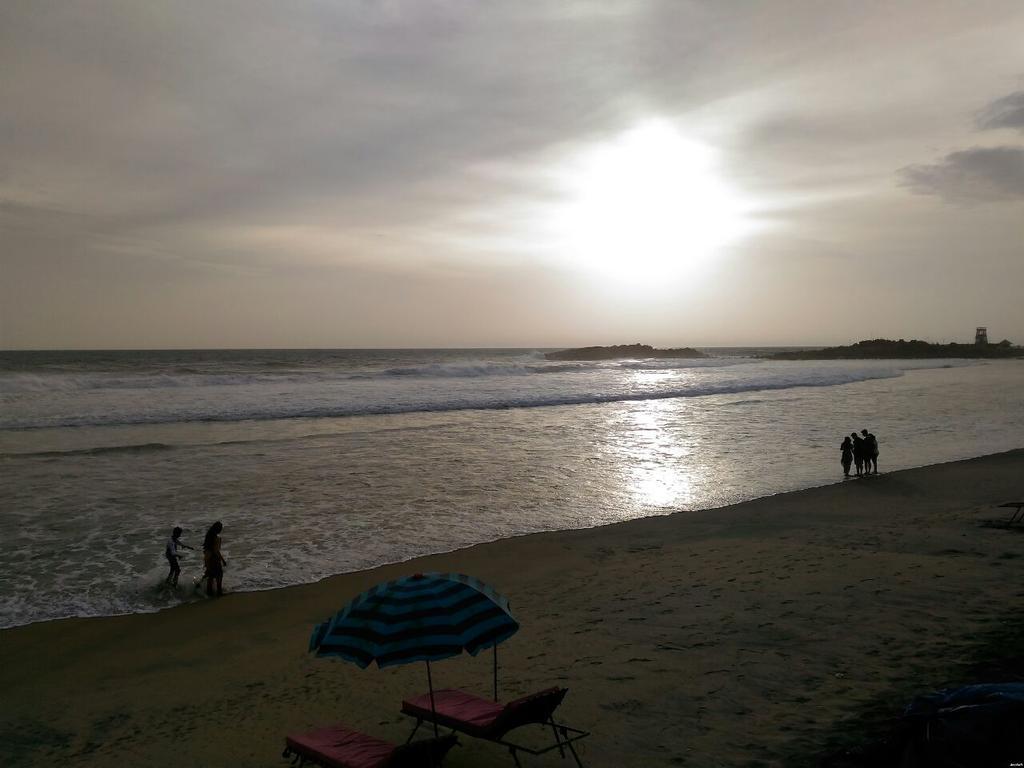 Beach Florra Inn Kovalam Exterior foto
